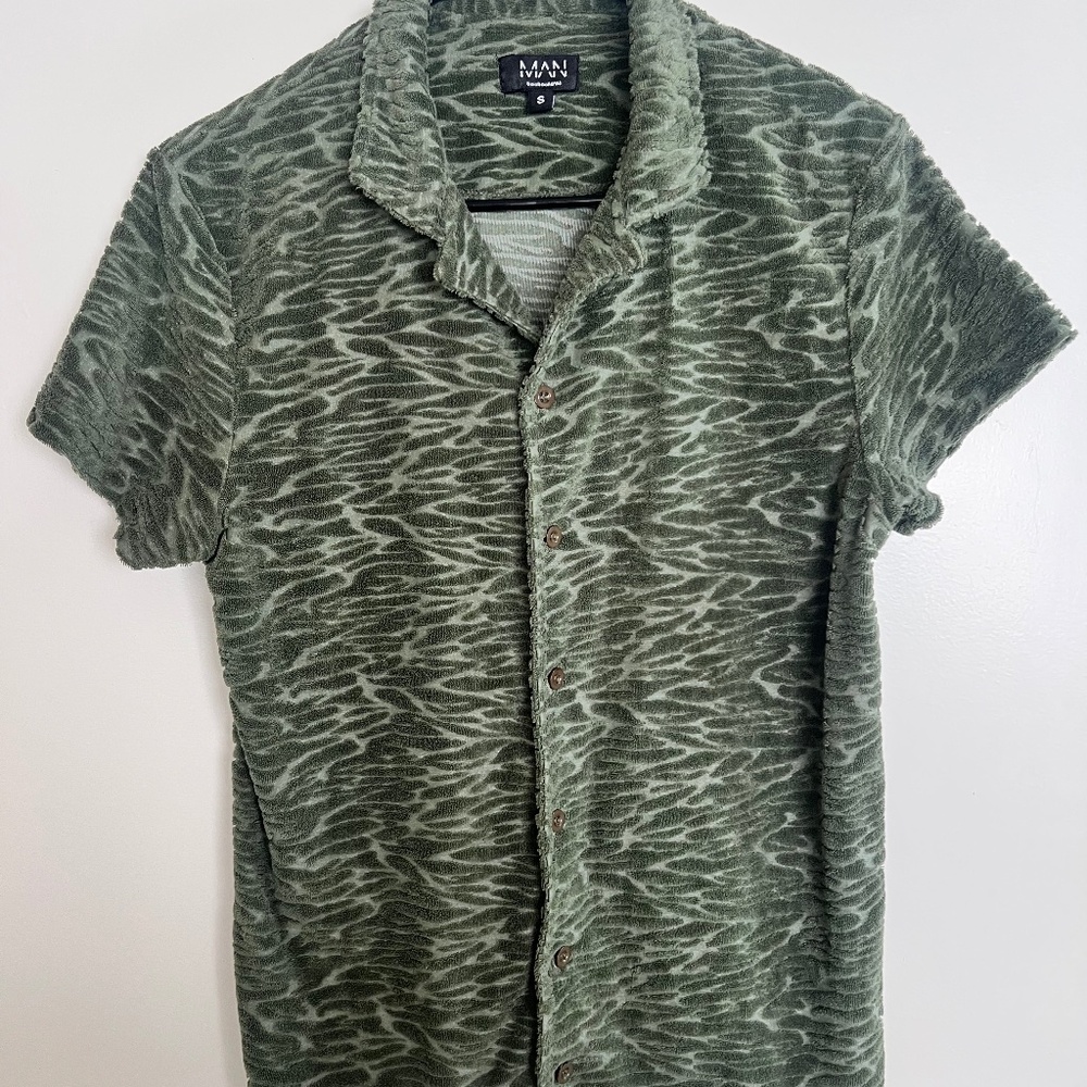 Terry cloth textured shirt